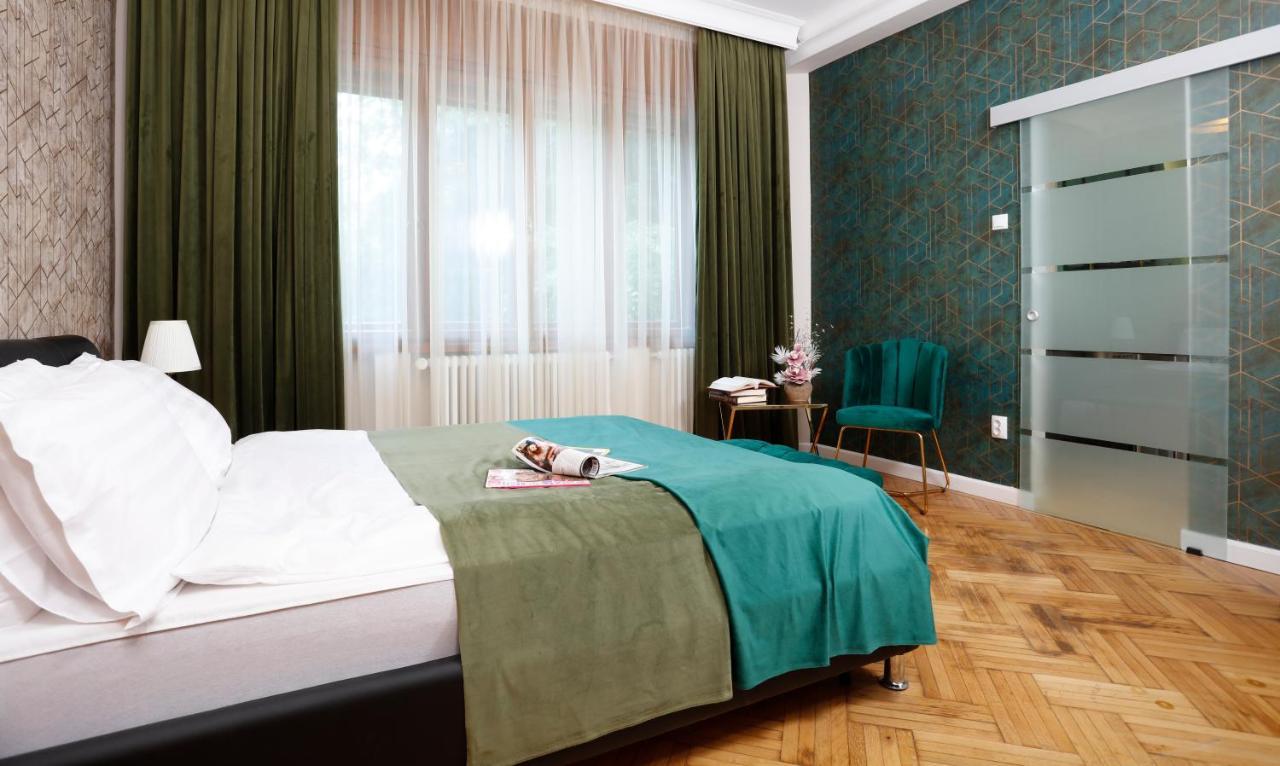 Grand Phillip Cismigiu Park Downtown Bucharest Apartment Luaran gambar