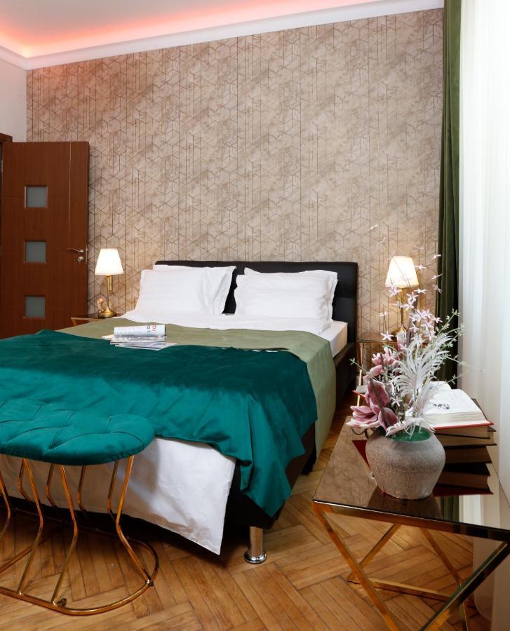 Grand Phillip Cismigiu Park Downtown Bucharest Apartment Luaran gambar