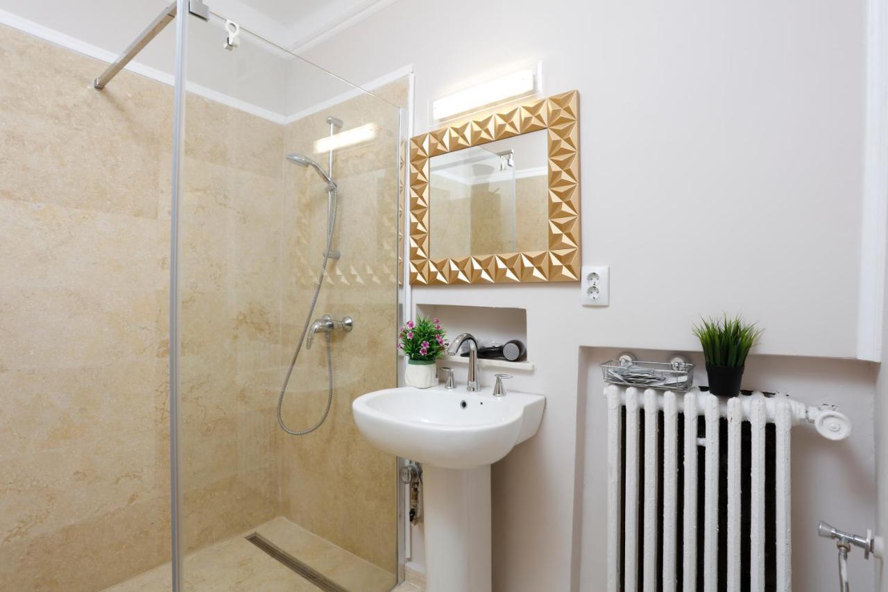 Grand Phillip Cismigiu Park Downtown Bucharest Apartment Luaran gambar